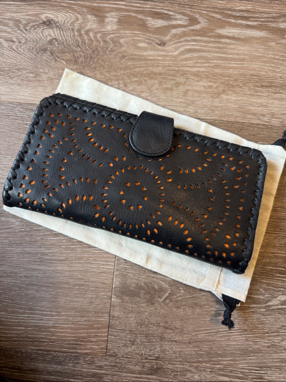 NWT Cleobella Mexicana Black Soft Wallet